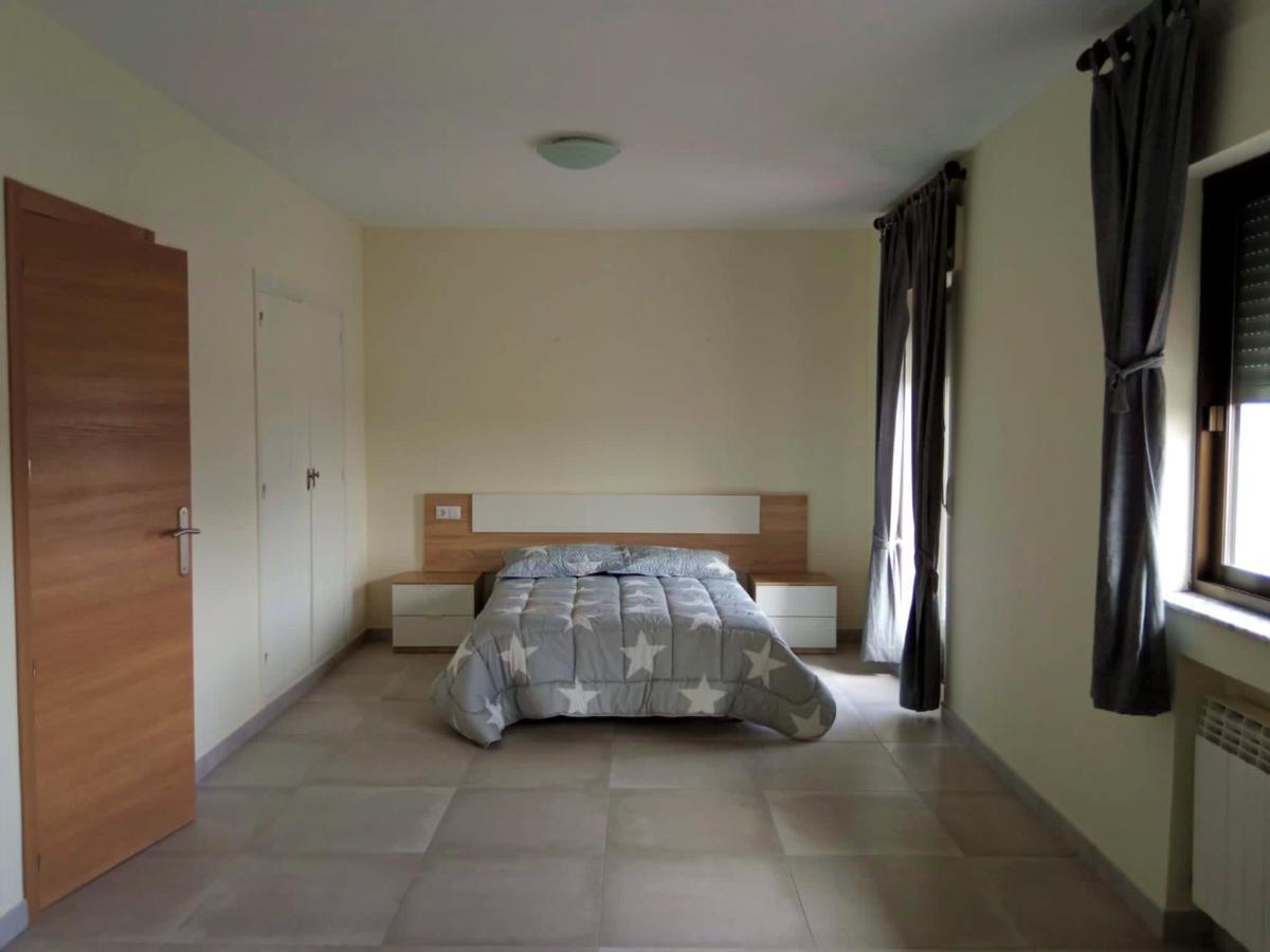 La Villa Hostal Calvarrasa de Abajo Zewnętrze zdjęcie